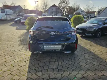 Corolla 2.0 Hybrid Team Deutschland