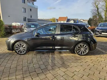 Corolla 2.0 Hybrid Team Deutschland