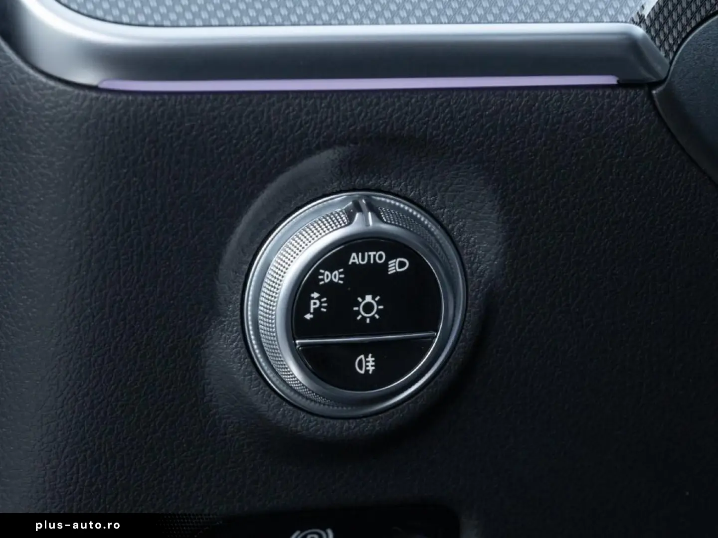 CLE 200 Coupé AMG-Sport Pano Memo Night Totw 20'