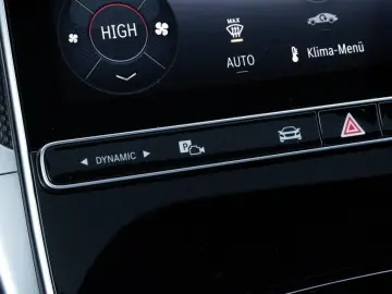 CLE 200 Coupé AMG-Sport Pano Memo Night Totw 20'