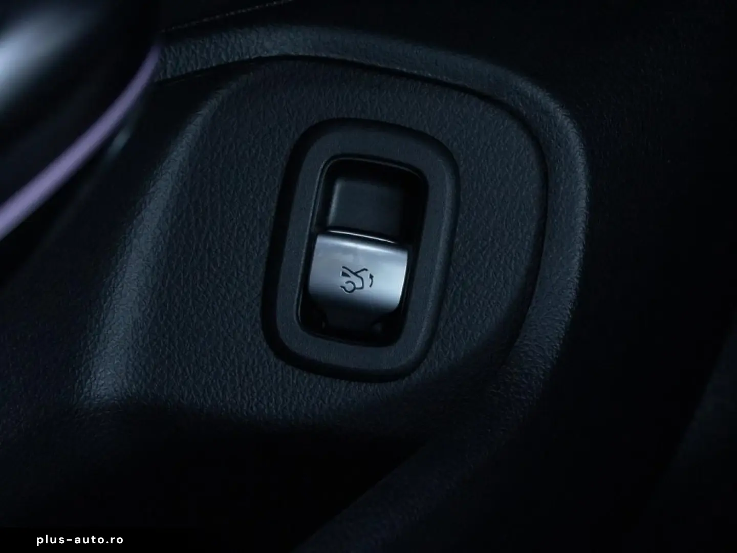 CLE 200 Coupé AMG-Sport Pano Memo Night Totw 20'