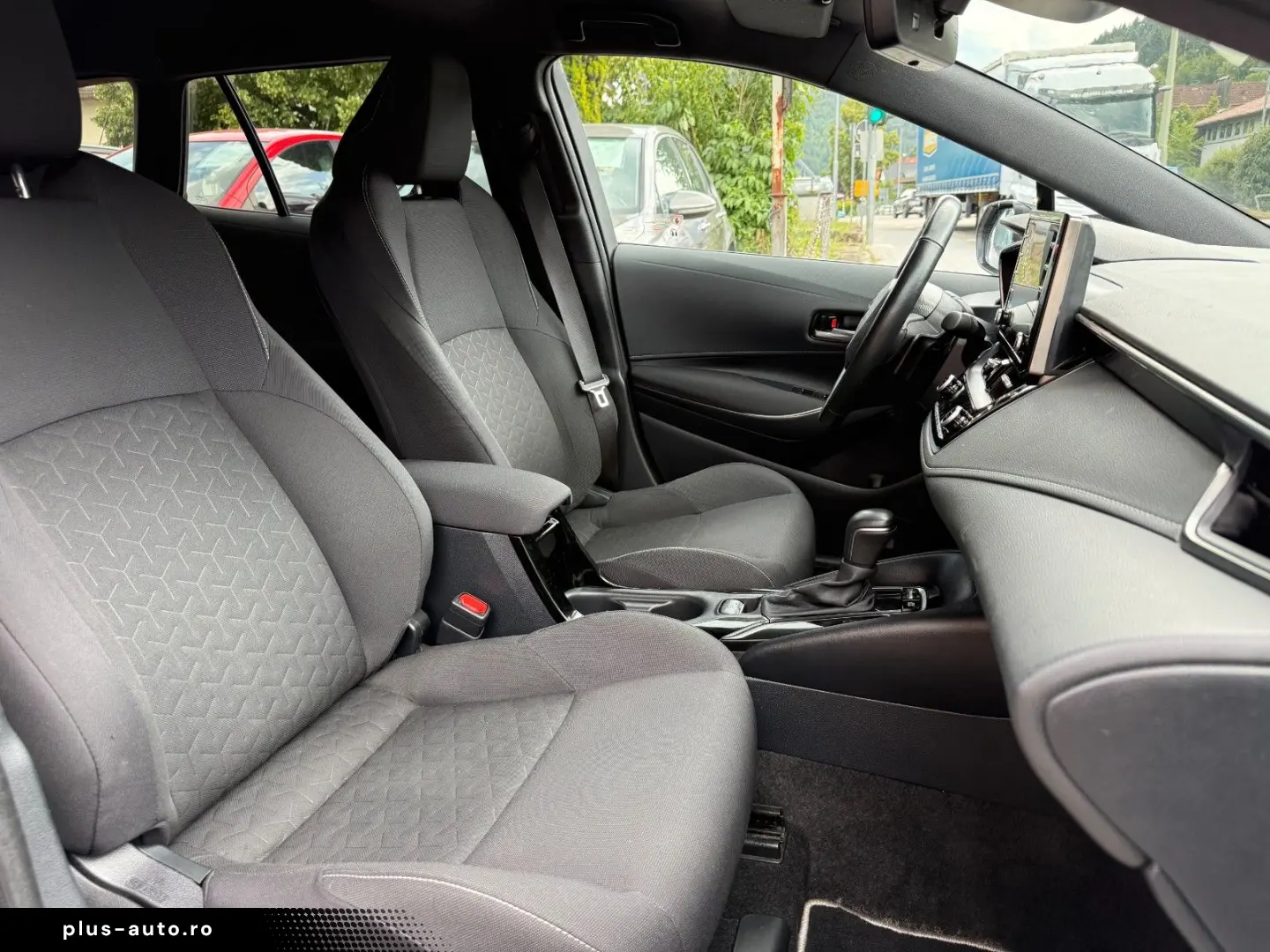 Corolla Touring Sports Hybrid Team D