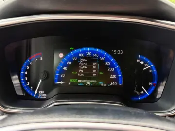 Corolla Touring Sports Hybrid Team D