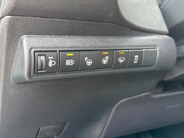 Corolla Touring Sports Hybrid Team D