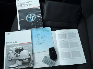 Corolla Touring Sports Hybrid Team D