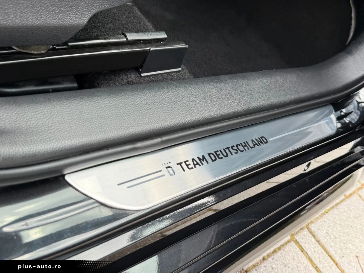 Corolla Touring Sports Hybrid Team D