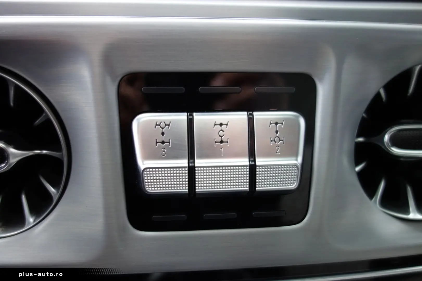 G 63 AMG MANUFAKTUR REARTV SD STDHZG ACC 360 AHK