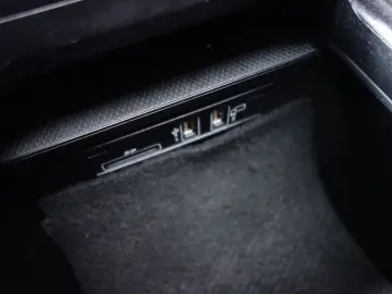 G 63 AMG MANUFAKTUR REARTV SD STDHZG ACC 360 AHK