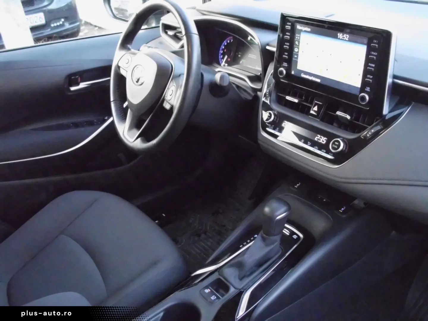 Corolla  Hybrid Team D