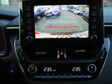 Corolla  Hybrid Team D