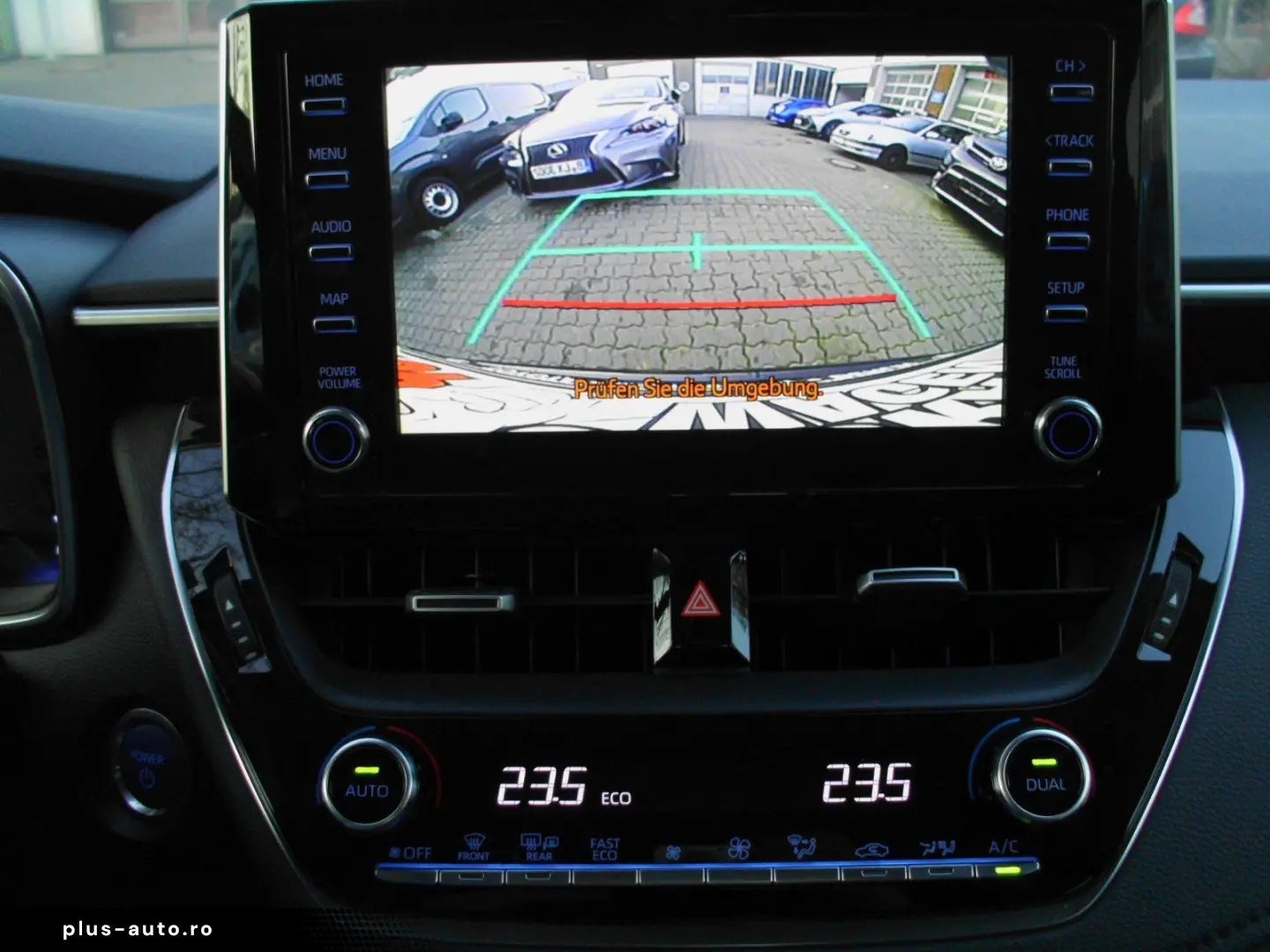 Corolla  Hybrid Team D