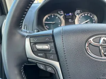 Land Cruiser 2.8 D-4D Automatik TEC-Edition  AHK