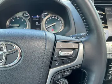 Land Cruiser 2.8 D-4D Automatik TEC-Edition  AHK