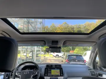 Land Cruiser 2.8 D-4D Automatik TEC-Edition  AHK