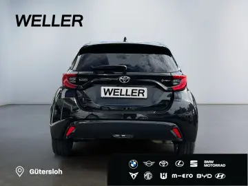 Yaris Hybrid 130 1.5 Style  LED ACC CAM SHZ Navi