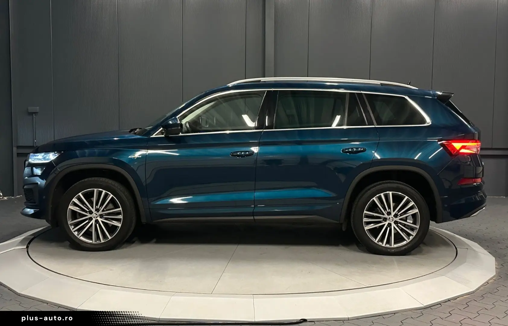 Kodiaq L&K 4x4  19Zoll AHK 360 LEDER SitzKlima