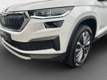 Kodiaq Ambition 2.0 TDI 4x4 NAVI AHK KAM SHZ MAT