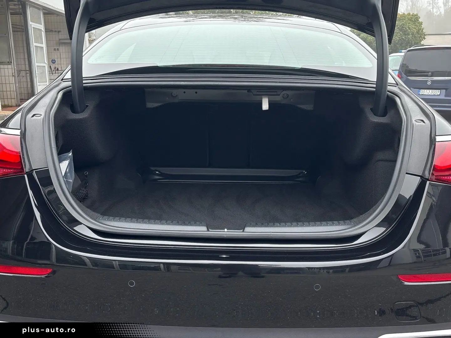 E 220 d 4M Avantgarde Standheizung Burmester AHK