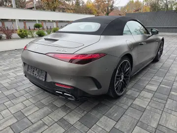 Mercedes Benz SL63 AMG