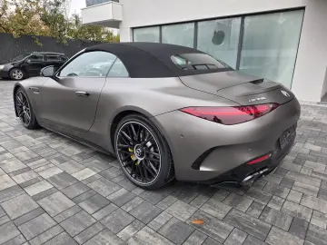 Mercedes Benz SL63 AMG