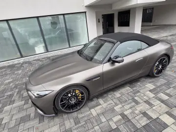 Mercedes Benz SL63 AMG