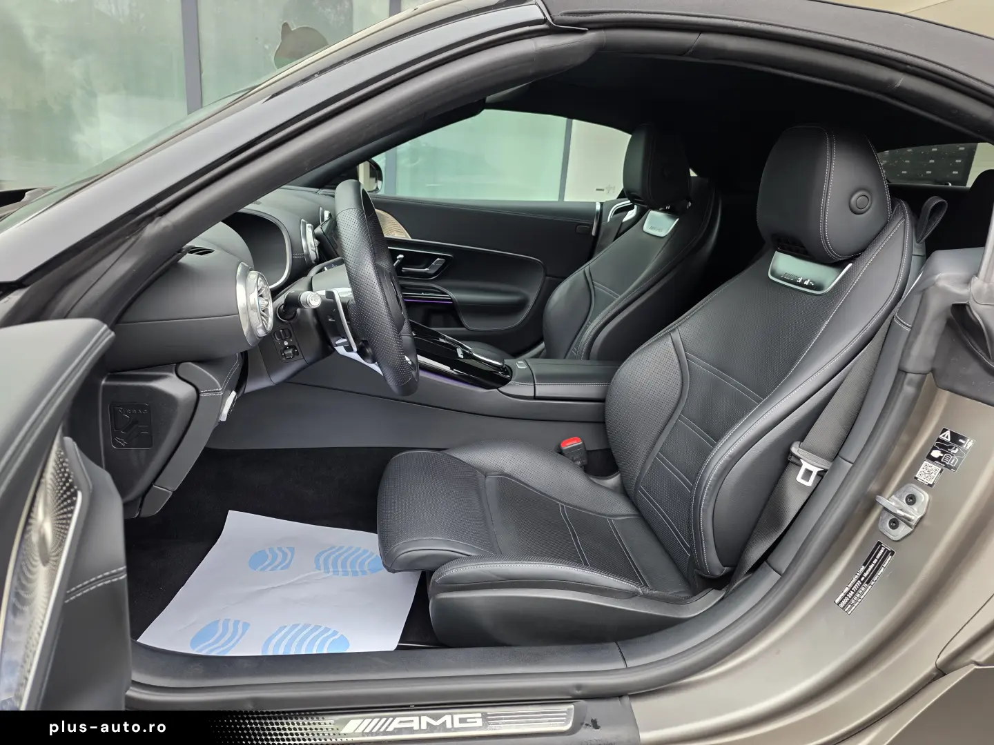 Mercedes Benz SL63 AMG