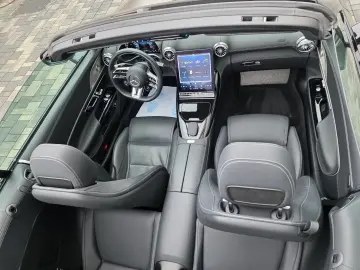 Mercedes Benz SL63 AMG