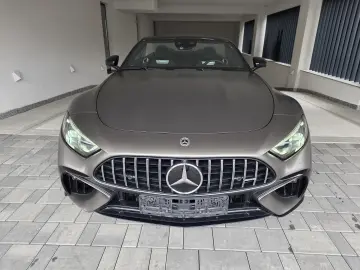 Mercedes Benz SL63 AMG