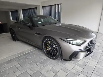 Mercedes Benz SL63 AMG