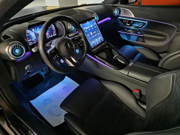 Mercedes Benz SL63 AMG