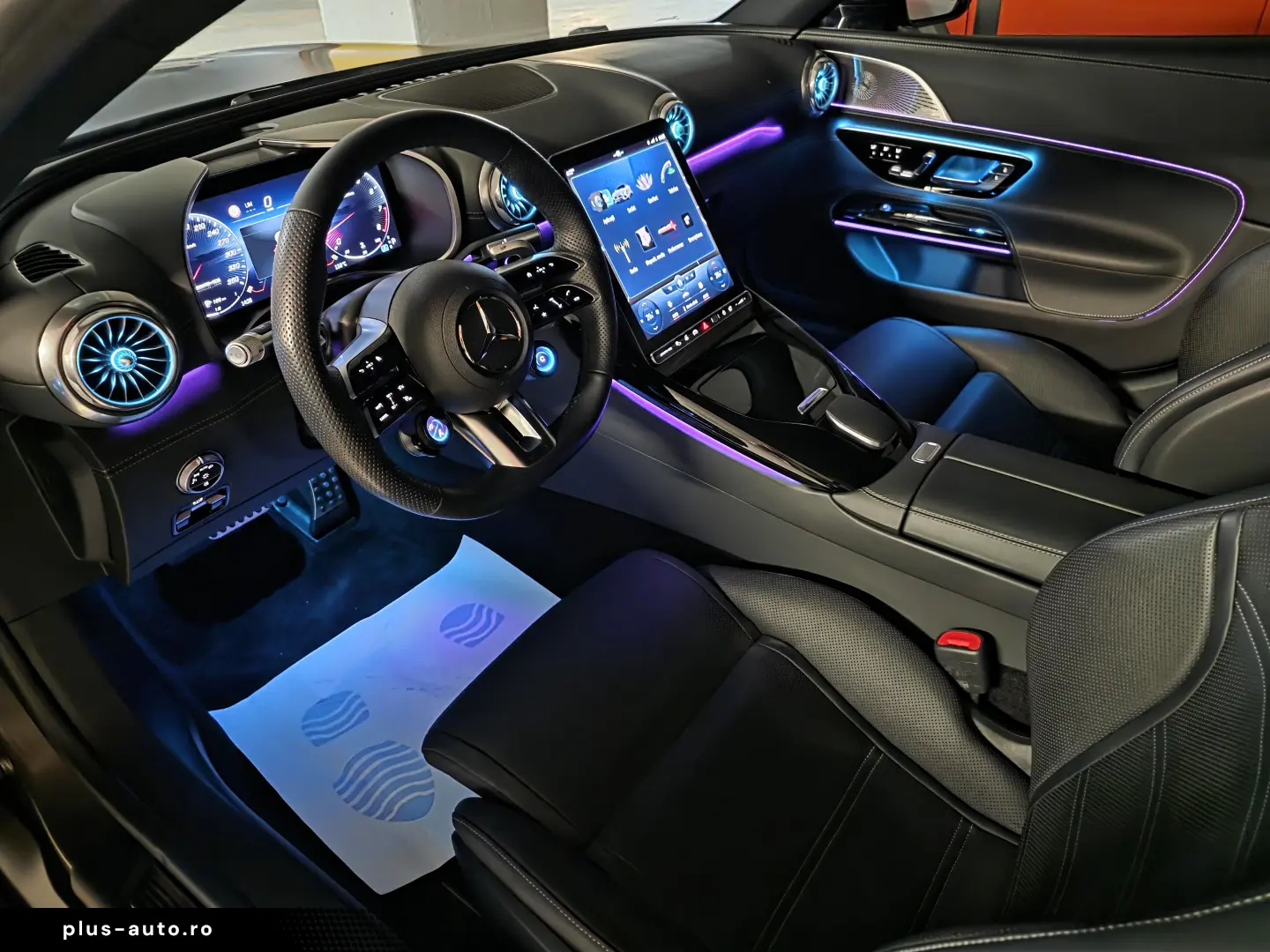 Mercedes Benz SL63 AMG