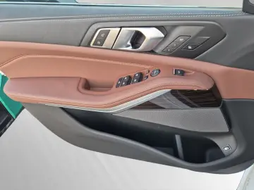 X5 xDrive50e M Sport Panorama Harman-Kardon