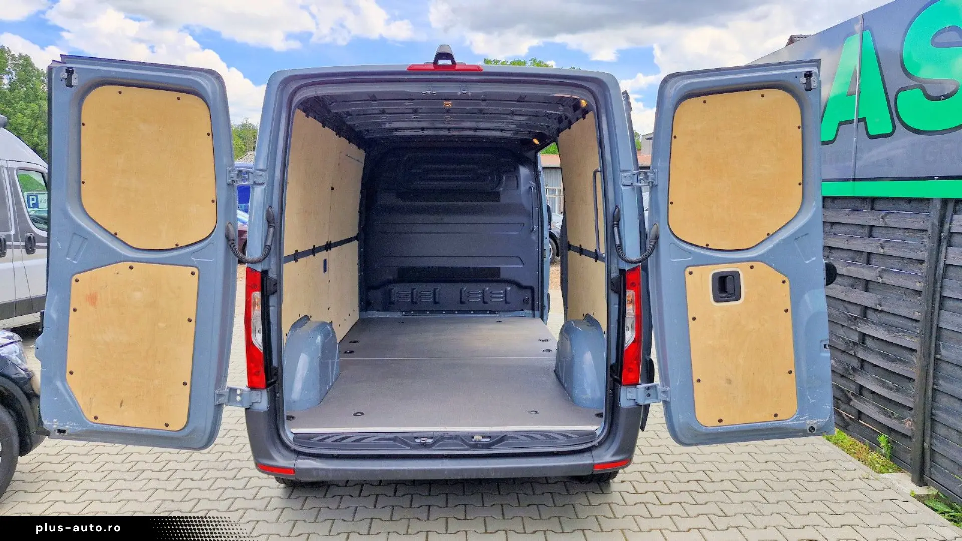 Sprinter III Kasten - 214 CDI - L2H1