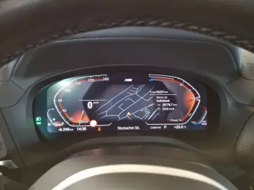 X3 xDrive30i AT M Sport