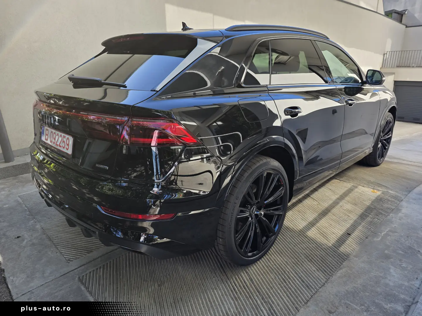 Audi Q8 50 TDI STOC Bucuresti   masina noua 2025