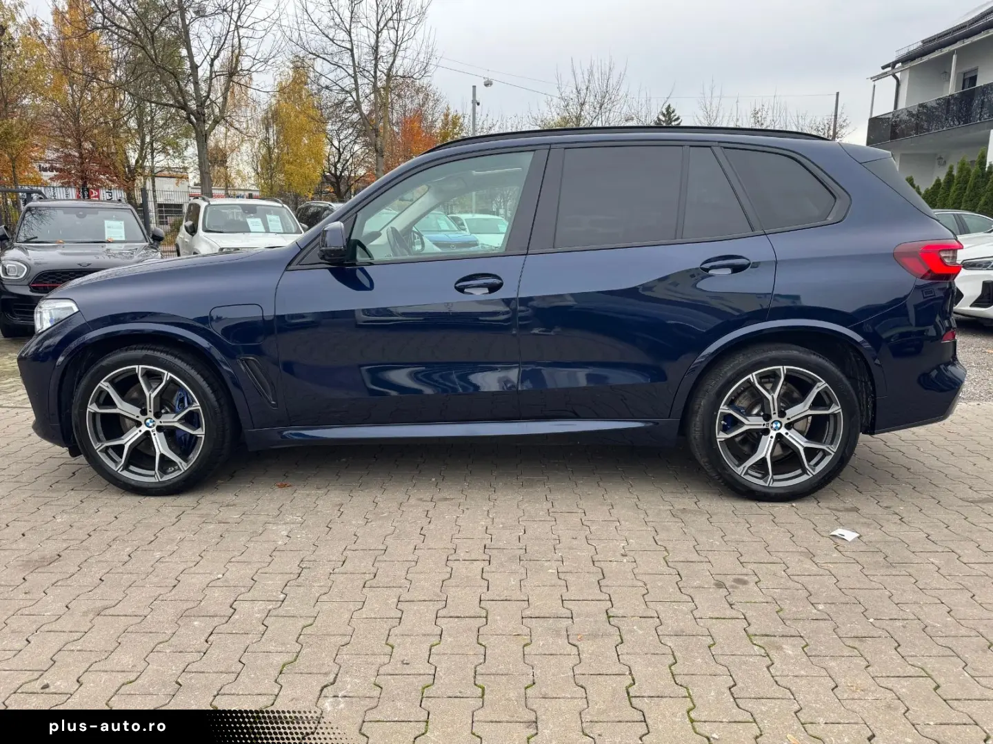 X5 X Drive 45e M Sport 360 -Kamera B&W