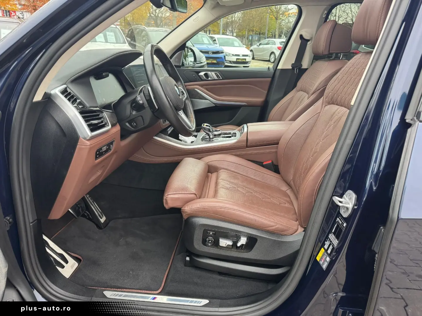 X5 X Drive 45e M Sport 360 -Kamera B&W