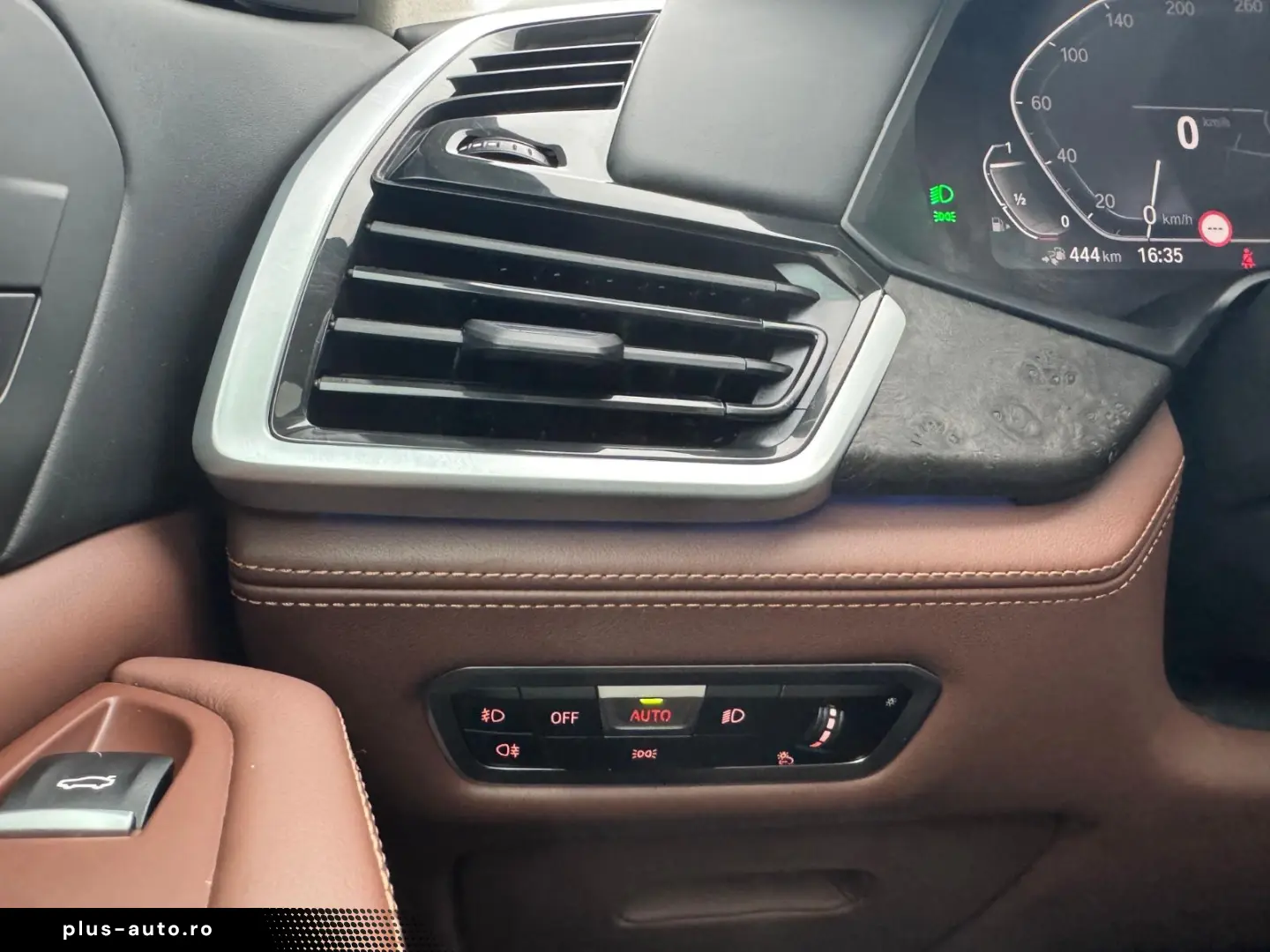 X5 X Drive 45e M Sport 360 -Kamera B&W