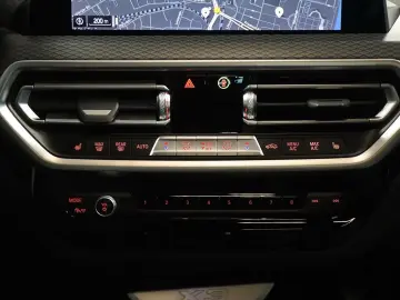 X3 xDrive30e M Sport AHK