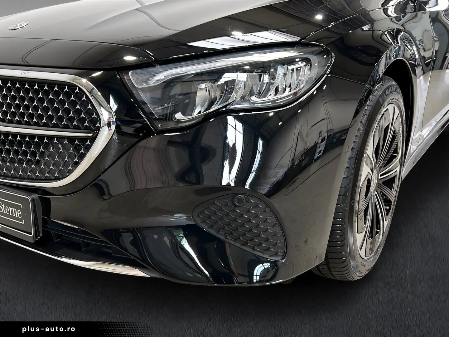 E 450 4M Limo AVANTGARDE LED DISTR Memo TotW 360