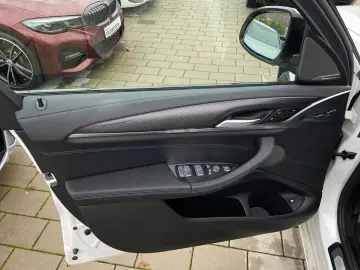 X3 xDrive30e M Sport