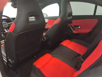 CLA 250 4M Coupé AMG Premium StHz Pano Night