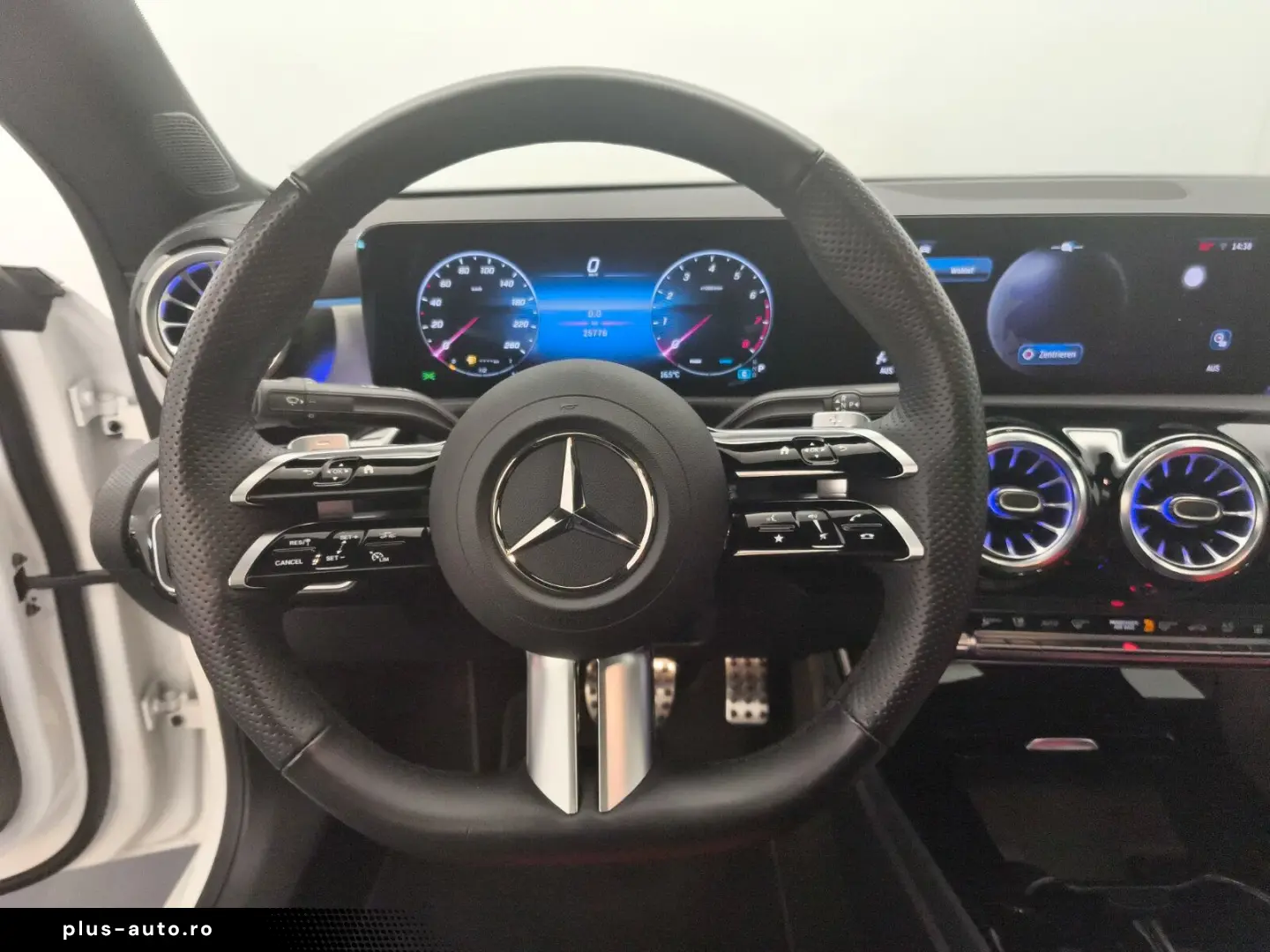 CLA 250 4M Coupé AMG Premium StHz Pano Night