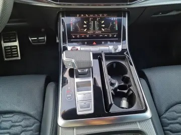 RS Q8 HD-MATRIX RS-AGA KERAMIK STHZG B&O PANO