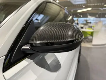 RSQ8 Carbon Pak. Standheiz 305 km h Keramik B&O