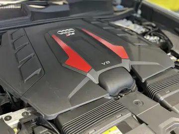 RSQ8 Carbon Pak. Standheiz 305 km h Keramik B&O