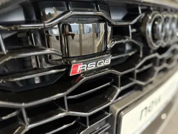 RSQ8 Carbon Pak. Standheiz 305 km h Keramik B&O