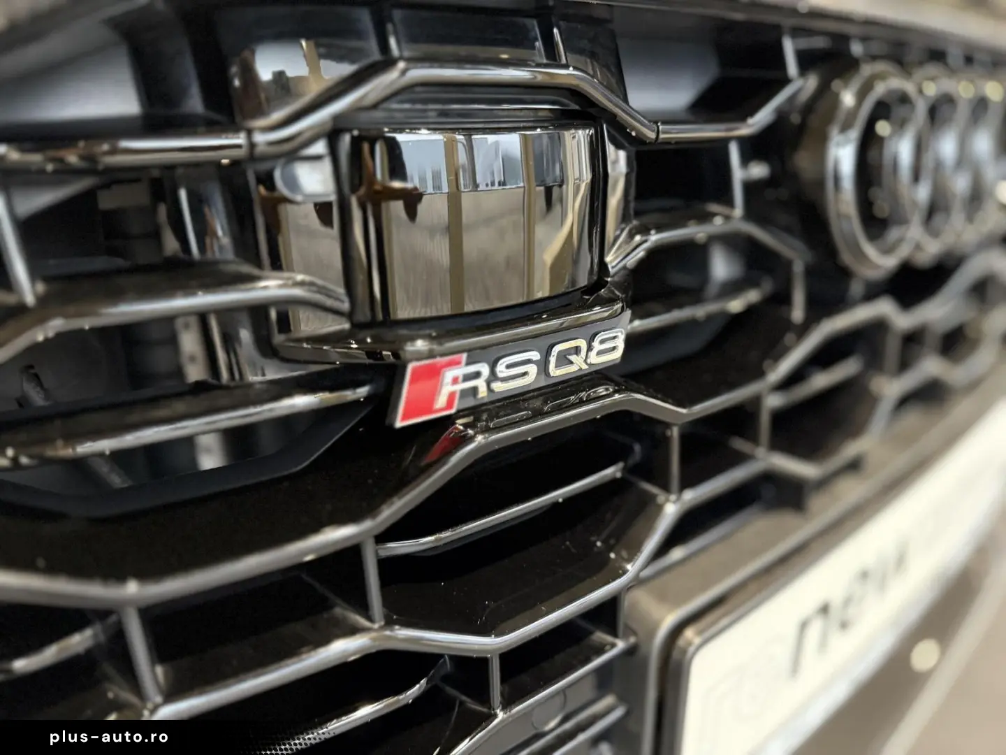 RSQ8 Carbon Pak. Standheiz 305 km h Keramik B&O