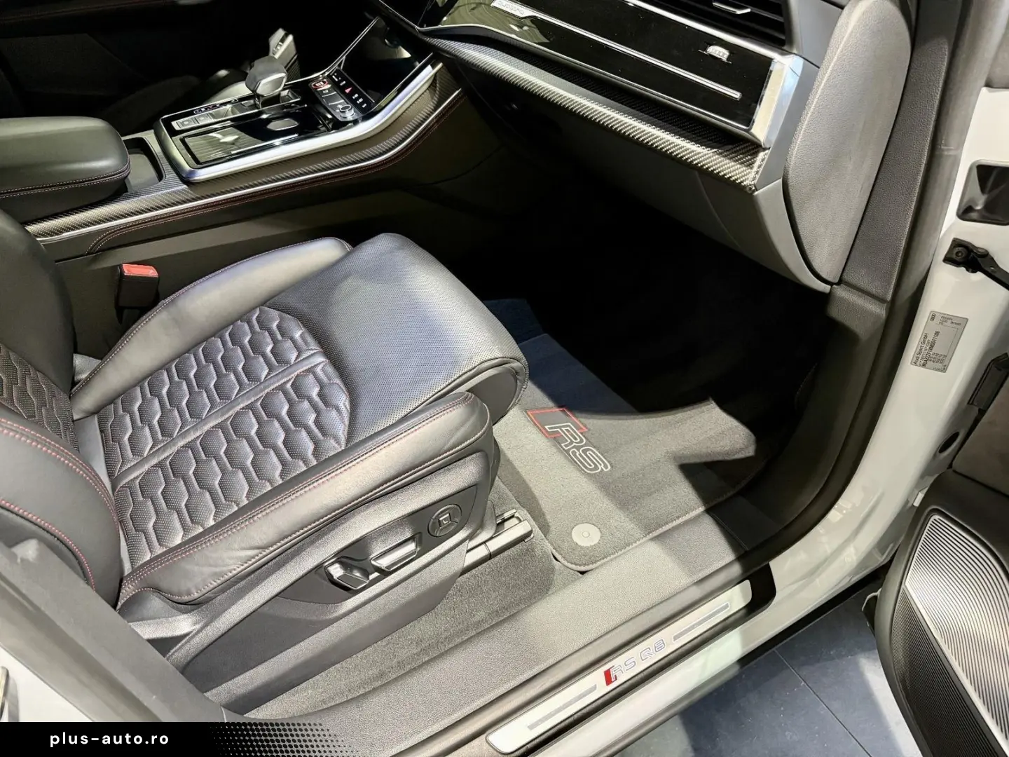 RSQ8 Carbon Pak. Standheiz 305 km h Keramik B&O