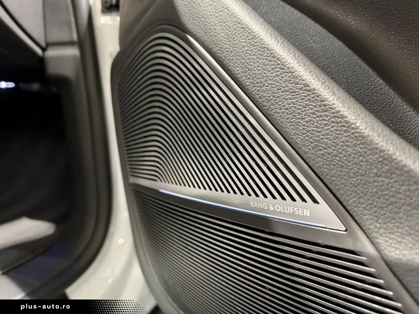 RSQ8 Carbon Pak. Standheiz 305 km h Keramik B&O